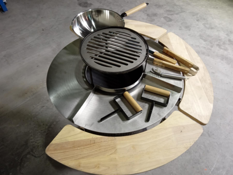 Barbecue au charbon de bois